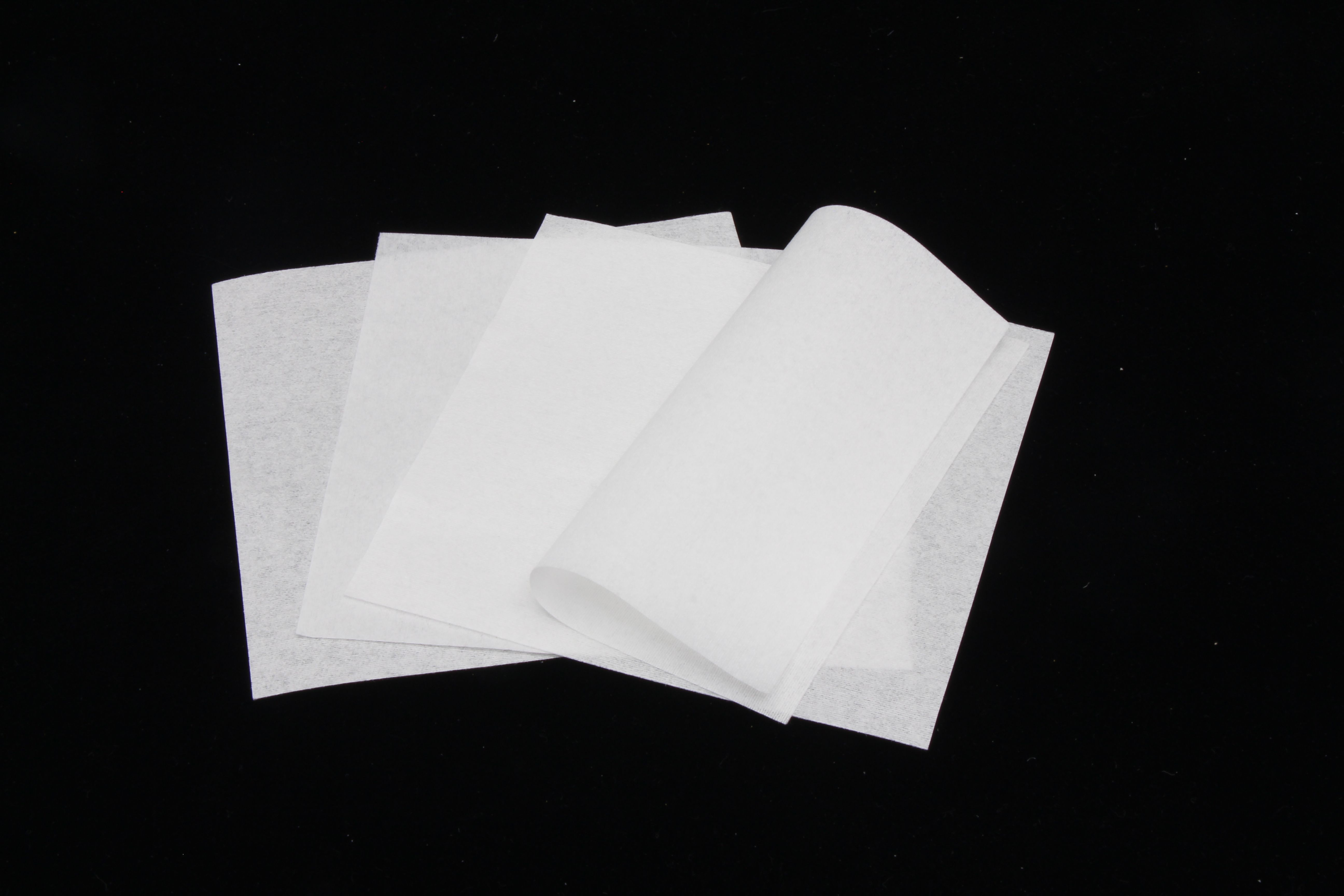 Het verschil tussen non-woven doekjes en gewoon papier